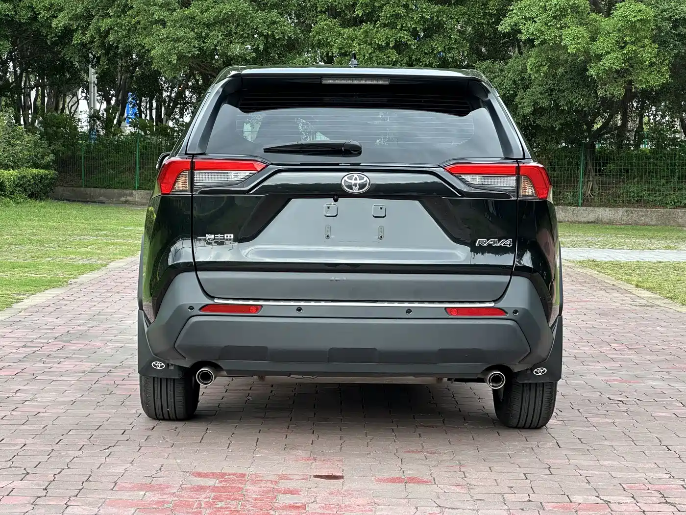 TOYOTA RAV4 RONGFANG