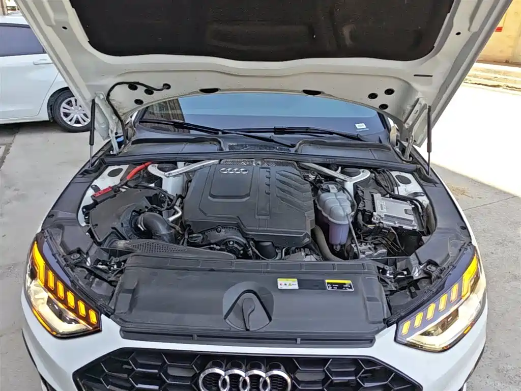 Audi A4L 2024 40 TFSI Luxury Dynamic фото 20