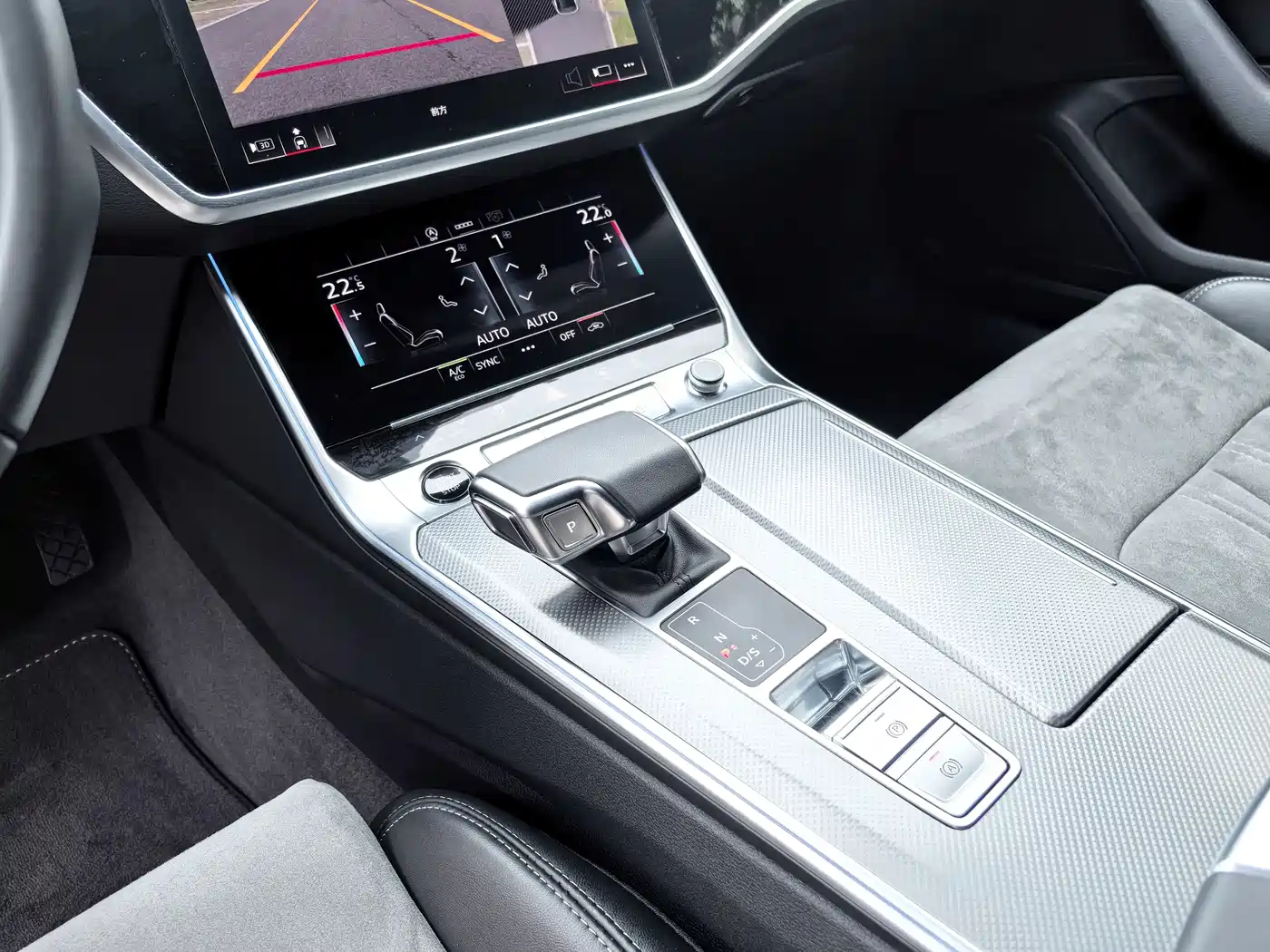 Audi A6L 2024 45 TFSI Premium Dynamic фото 12