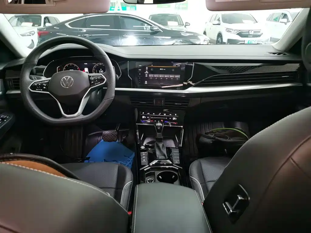 Volkswagen Passat 2024 330TSI Elite Edition фото 6