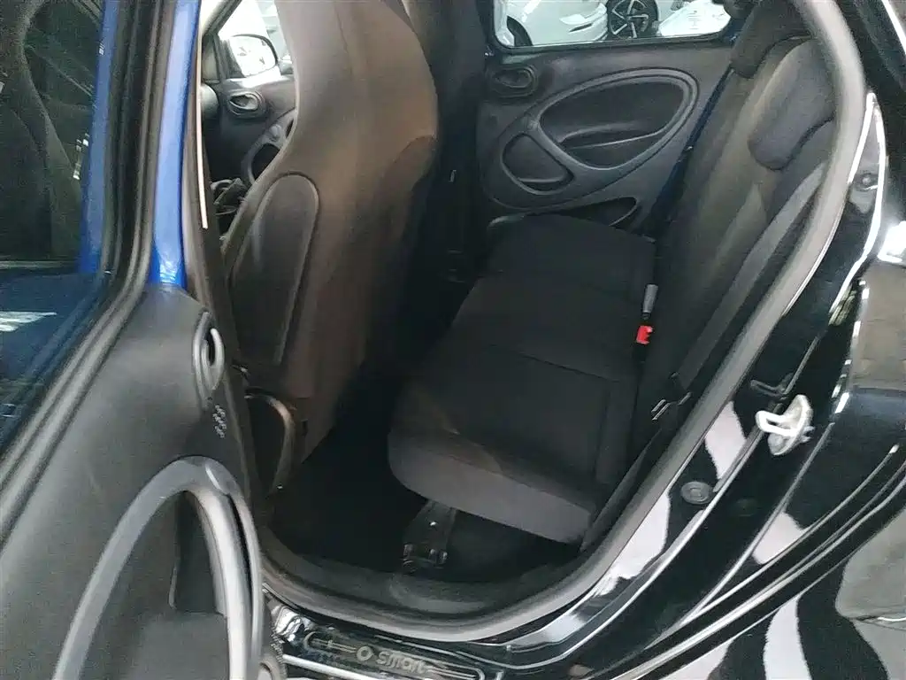 smart forfour 2018 2016 1.0L 52kW Agile Edition