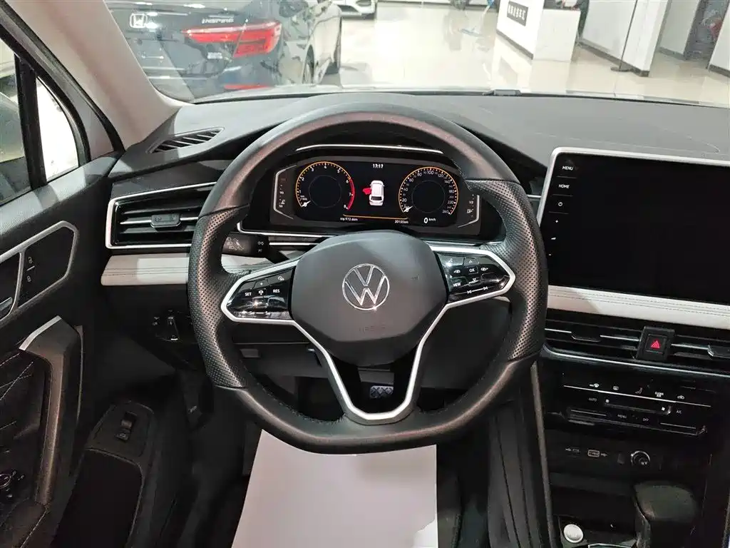 Volkswagen Tiguan L 2023 330TSI Auto 2WD Smart Edition фото 7