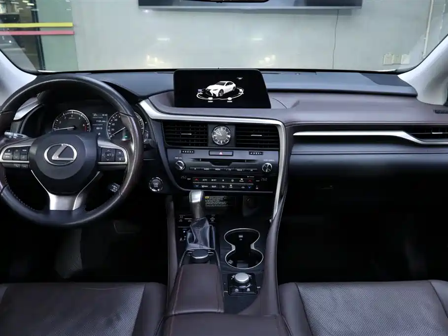 Lexus RX 2016 300 4WD Elegance Edition China VI фото 19
