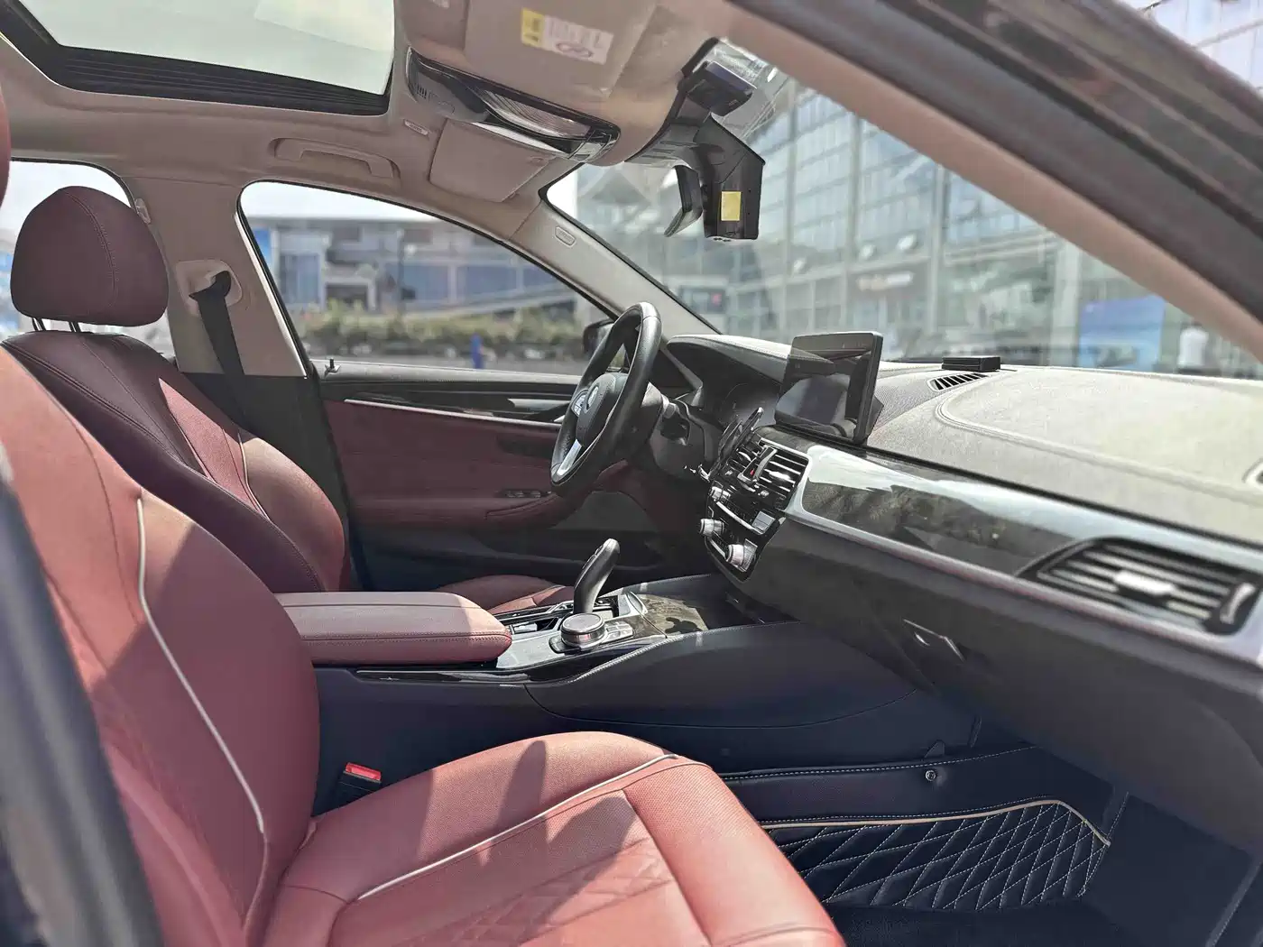 BMW 5 Series 2022 525Li Luxury Package фото 11
