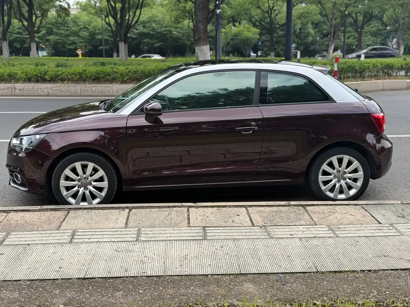 Audi A1 2012 1.4 TFSI Ego plus фото 4