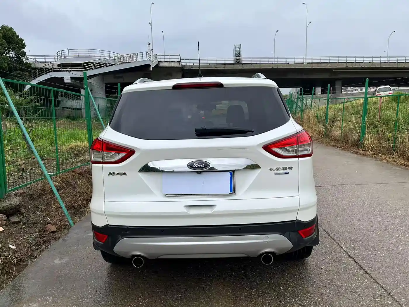 Ford Kuga 2015 2015 2.0L GTDi 4WD Elite