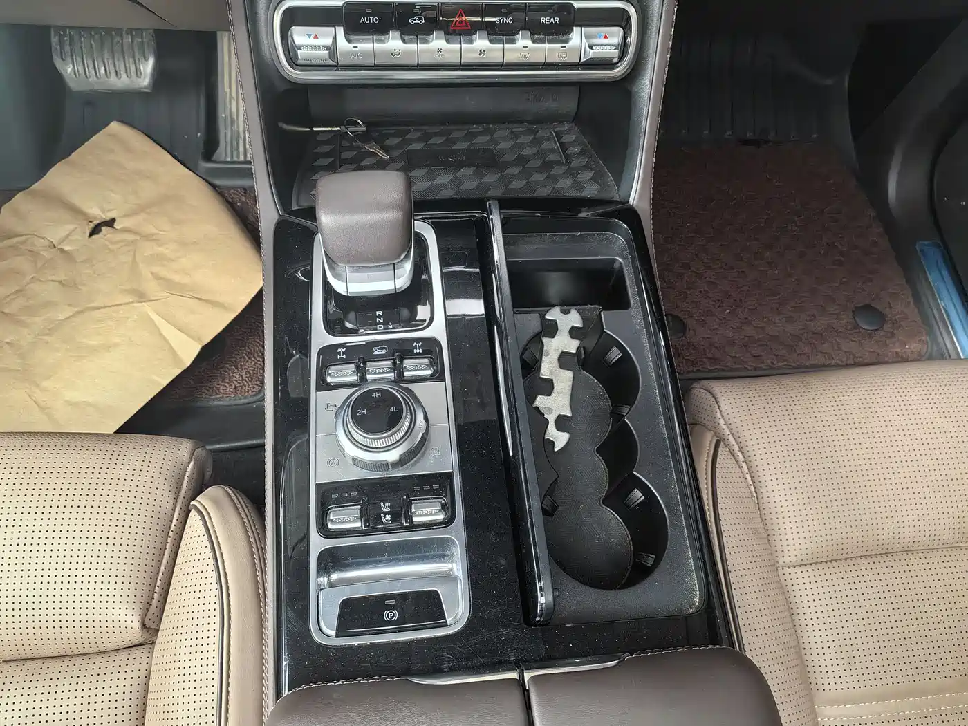 BAIC ORV Beijing Off-Road BJ60 2022 Model 2.0T 11th Edition 5-Seater фото 12