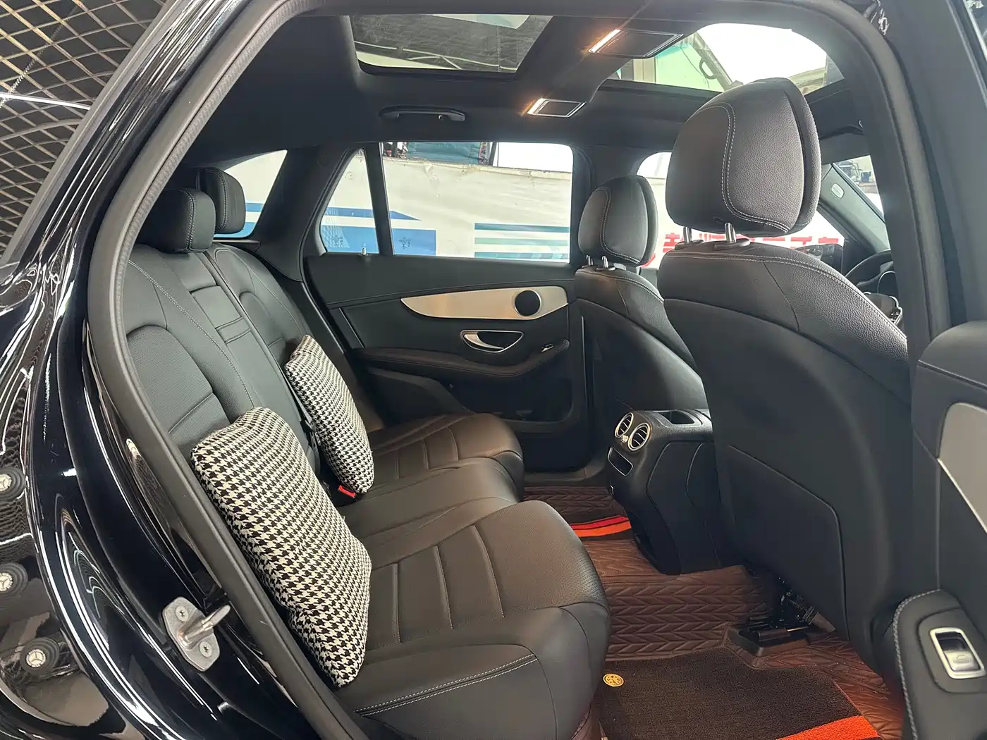 Mercedes-Benz GLC 2022 Facelift III GLC 260 L 4MATIC Dynamic фото 15