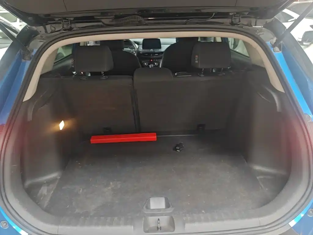 Фото 19 - Buick Encore