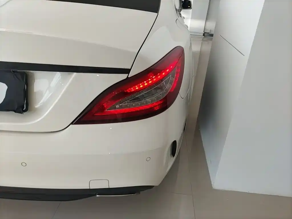 Mercedes-Benz CLS 2017 CLS 320 Elegance Edition фото 8