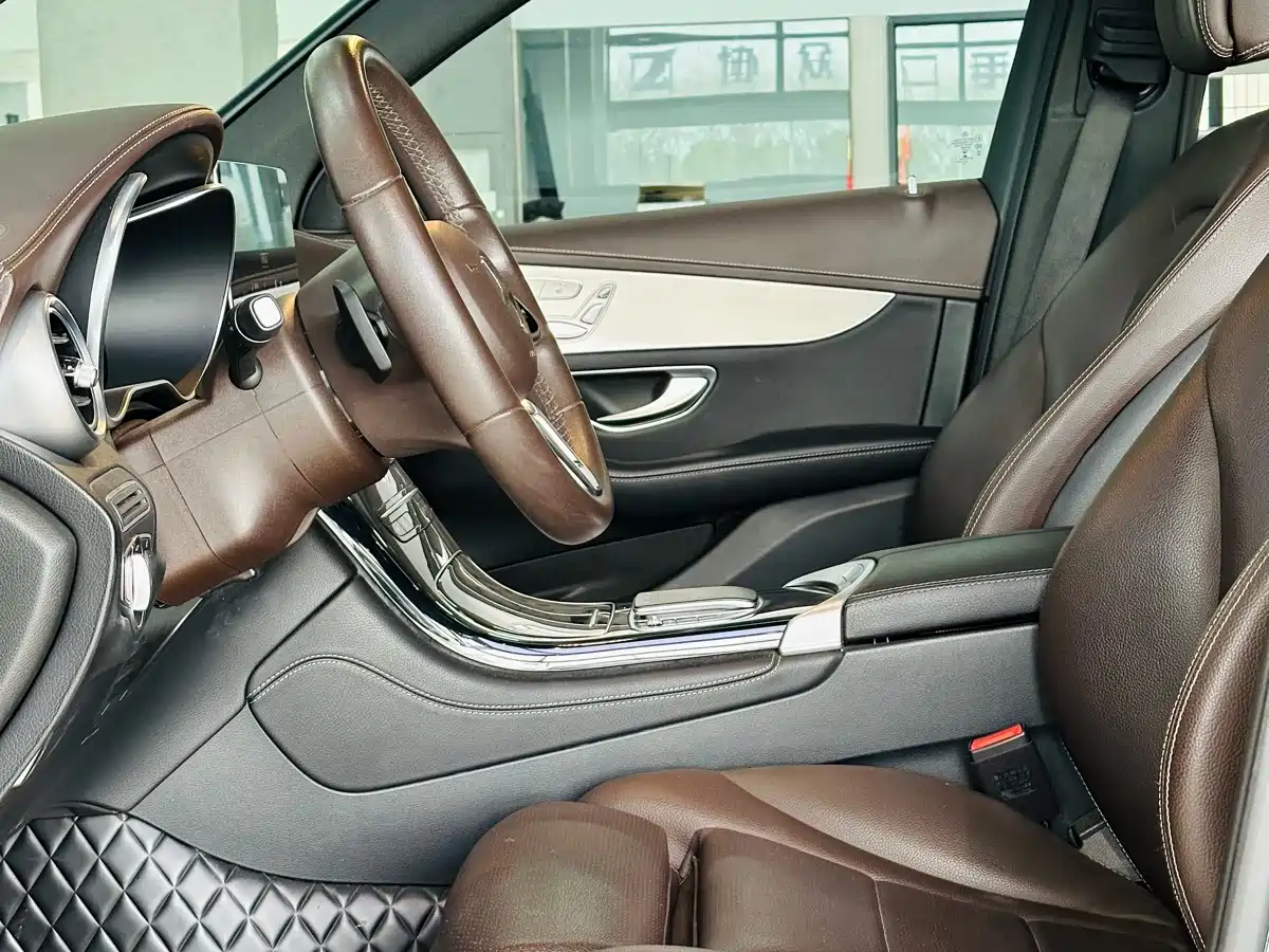 Mercedes-Benz GLC 2022 Model GLC 260 L 4MATIC Dynamic Edition фото 15