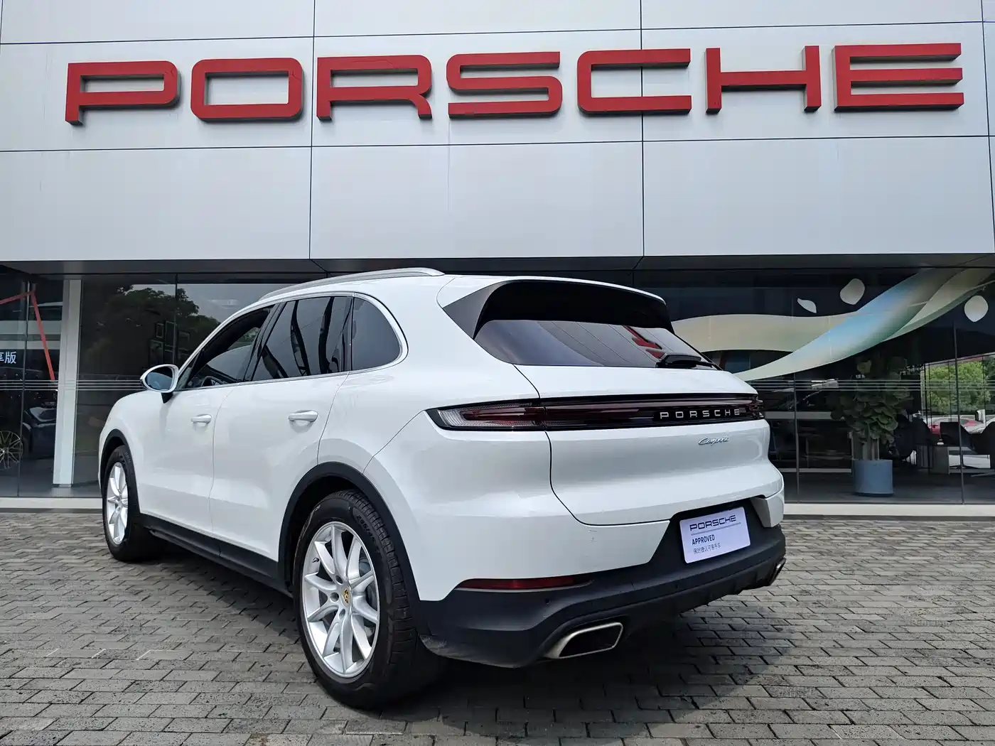 PORSCHE CAYENNE
