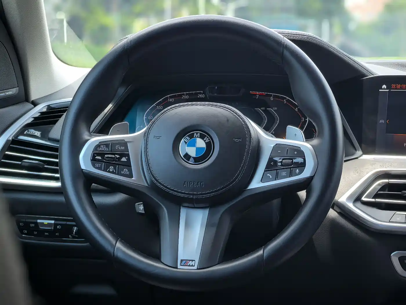 BMW X5 (Import) 2019 xDrive40i Exclusive M Sport Package фото 11