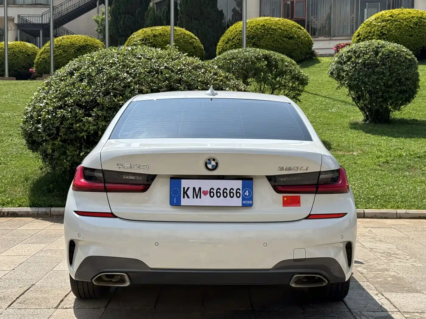 BMW 3 Series 2021 320Li M Sport Package фото 9