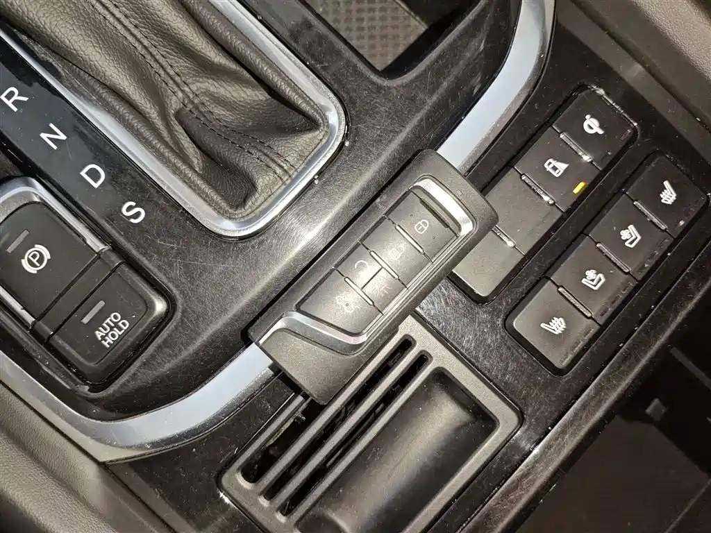 GAC Trumpchi Trumpchi GS8 2017 320T 2WD Luxury Smart Connect (7-seater) фото 9