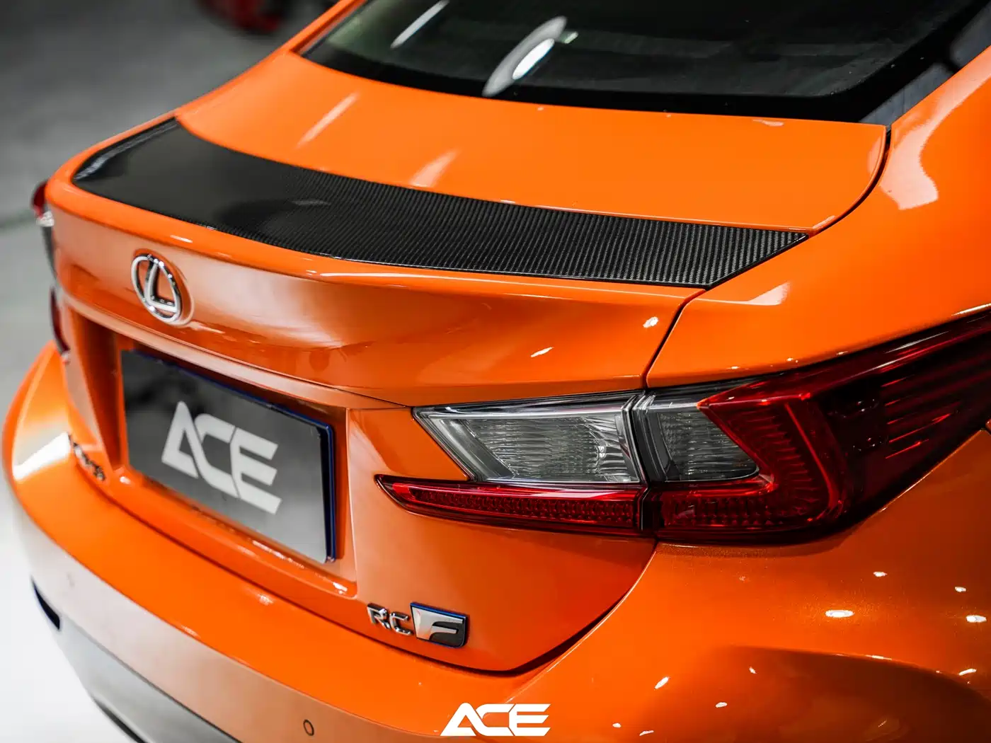 Lexus RC F 2016 F 5.0L Carbon Fiber Edition фото 21