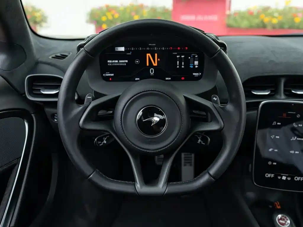 McLaren Artura 2023 3.0T Hybrid Standard фото 11