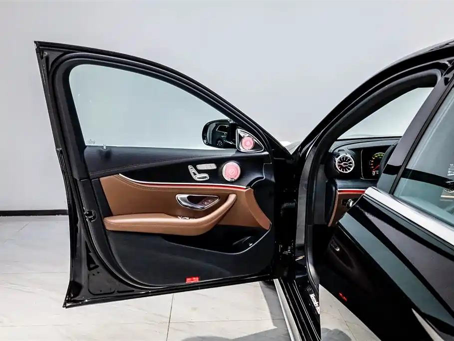 Mercedes-Benz E-Class 2023 Facelift E 260 L Sport фото 22