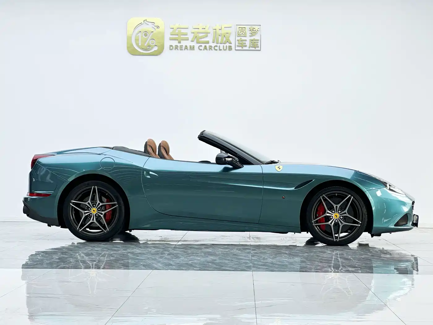 Ferrari California T 2016 2015 3.9T Standard