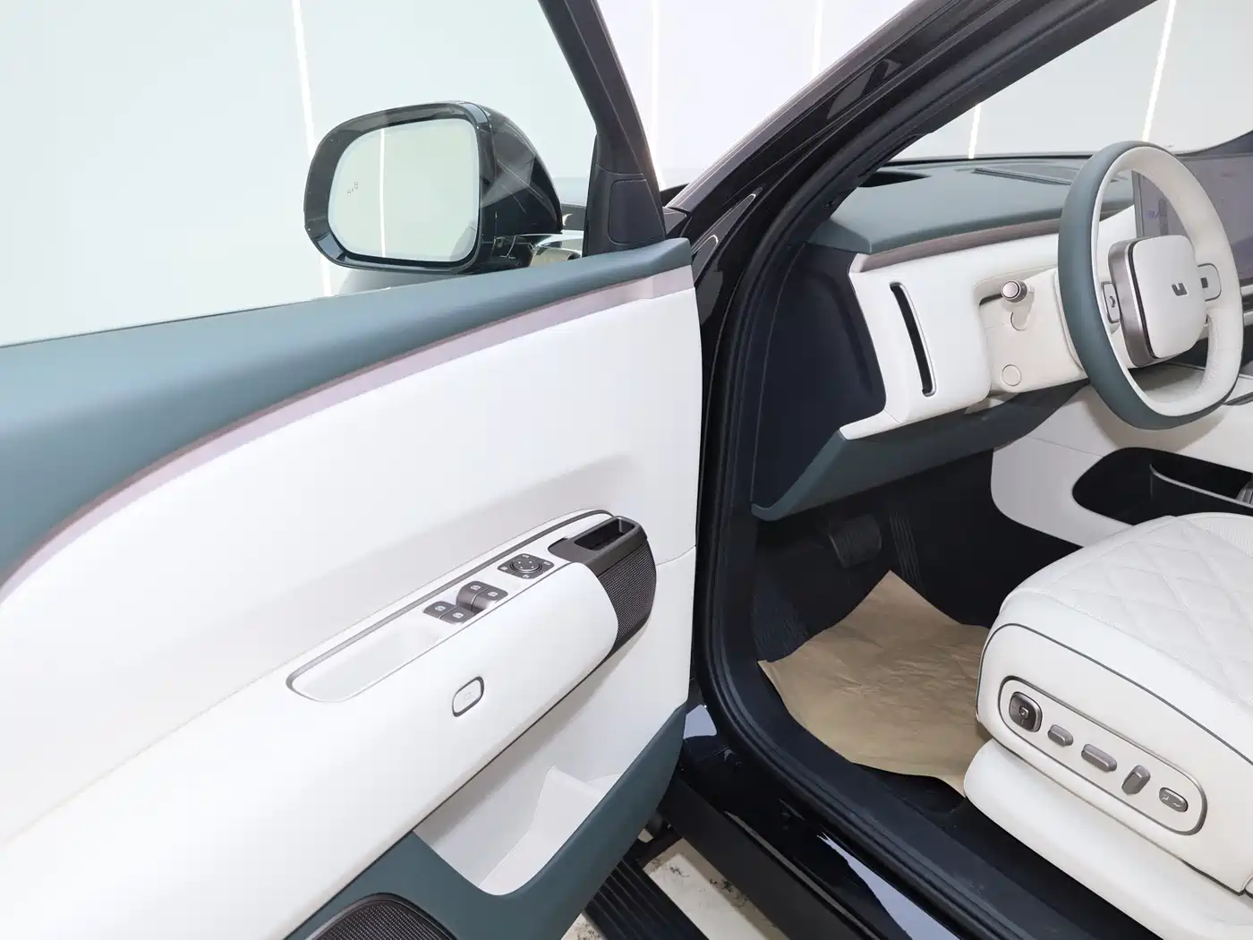 Li Auto Li Xiang L9 2026 2026 Base Model