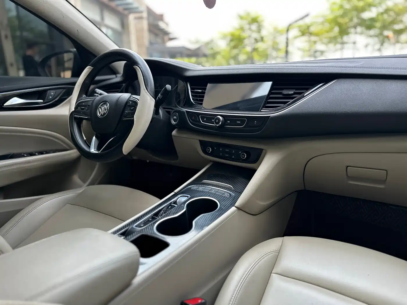 BUICK REGAL