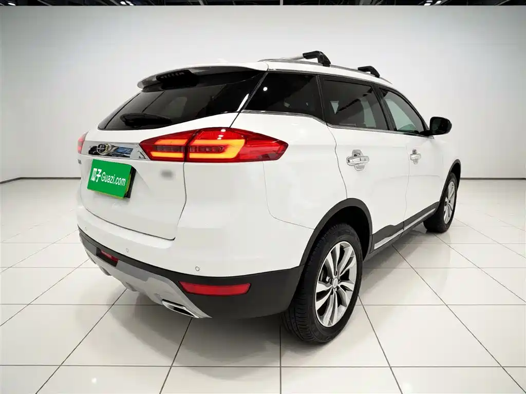 Фото 5 - Geely Boyue