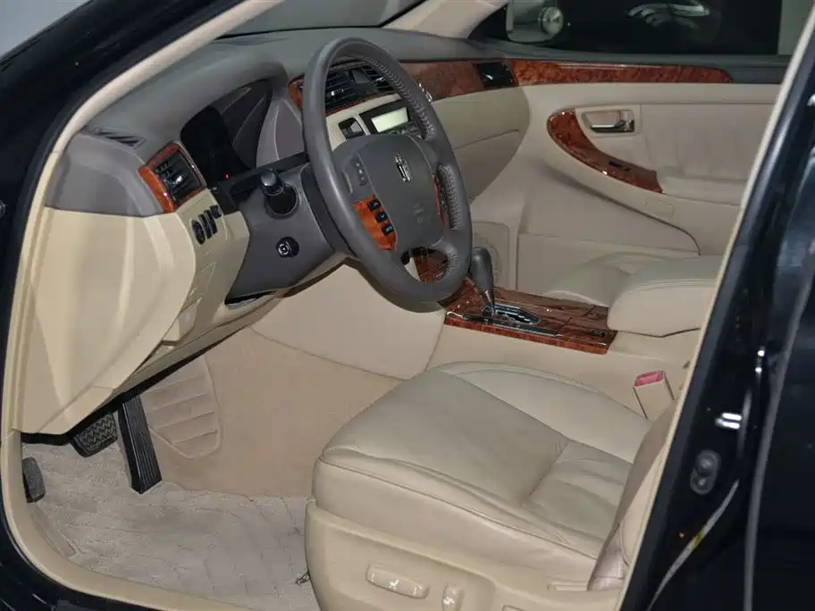 Toyota Crown 2006 2.5L Royal Leather Edition фото 8
