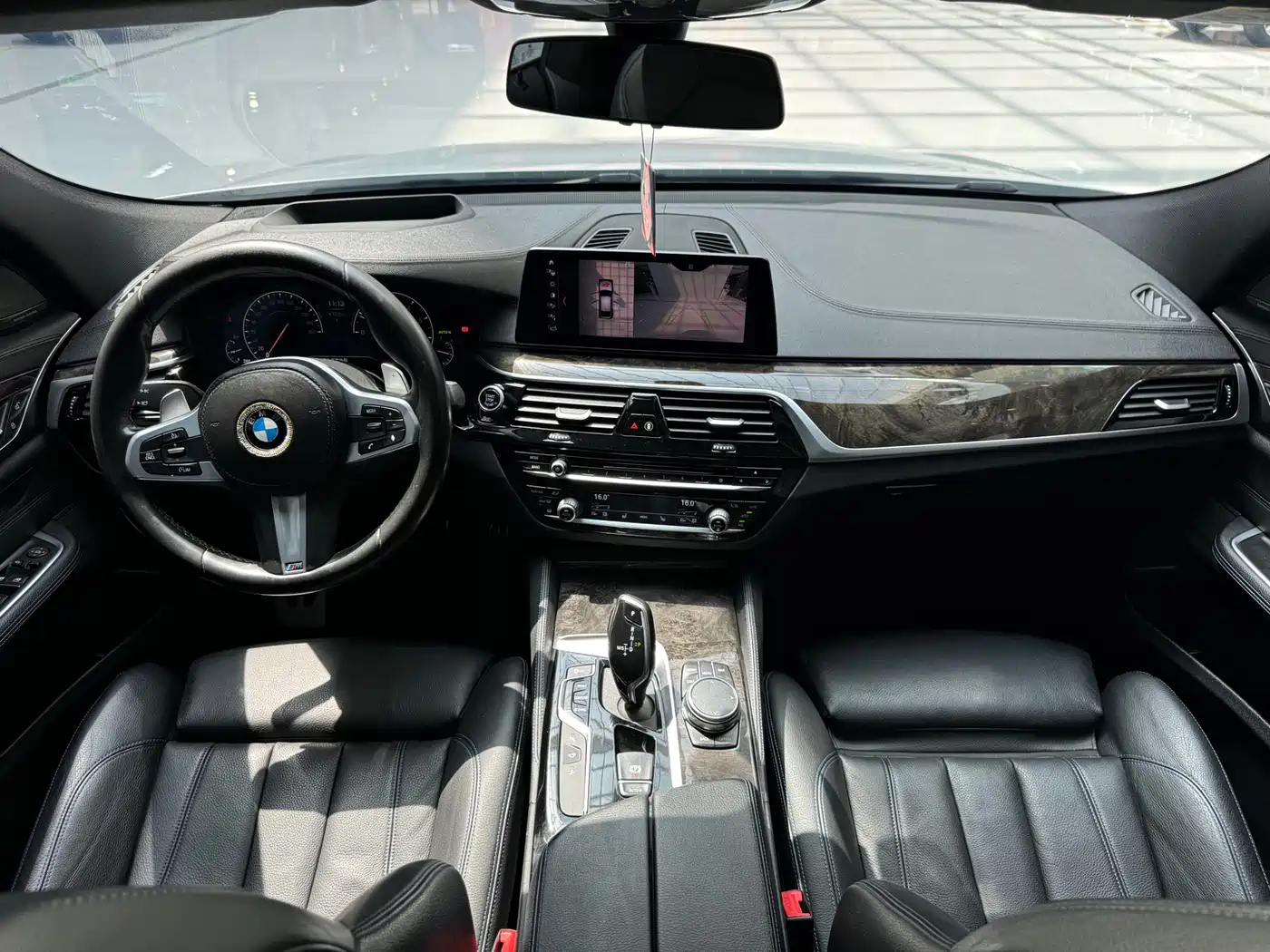 BMW 6 Series GT 2019 630i M Sport Package фото 9