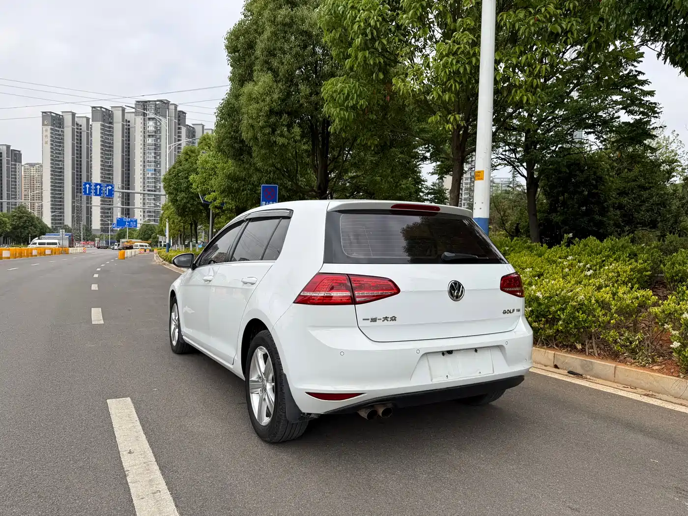Volkswagen Golf 2014 1.4TSI Automatic Luxury фото 8