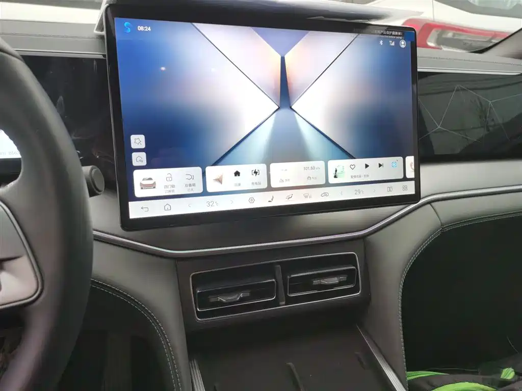 BYD Song L DM-i 2025 Smart Driving Edition 160km Excellence Type фото 9