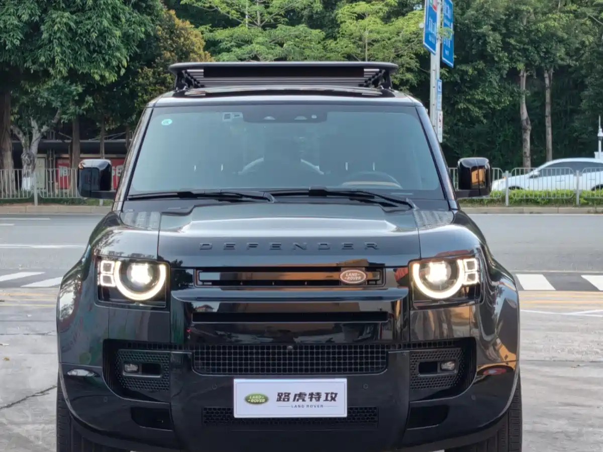 Land Rover Defender 2023 130 3.0T P400 X фото 2