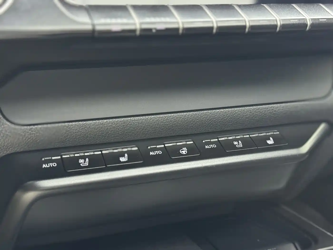 LEXUS UX NEW ENERGY