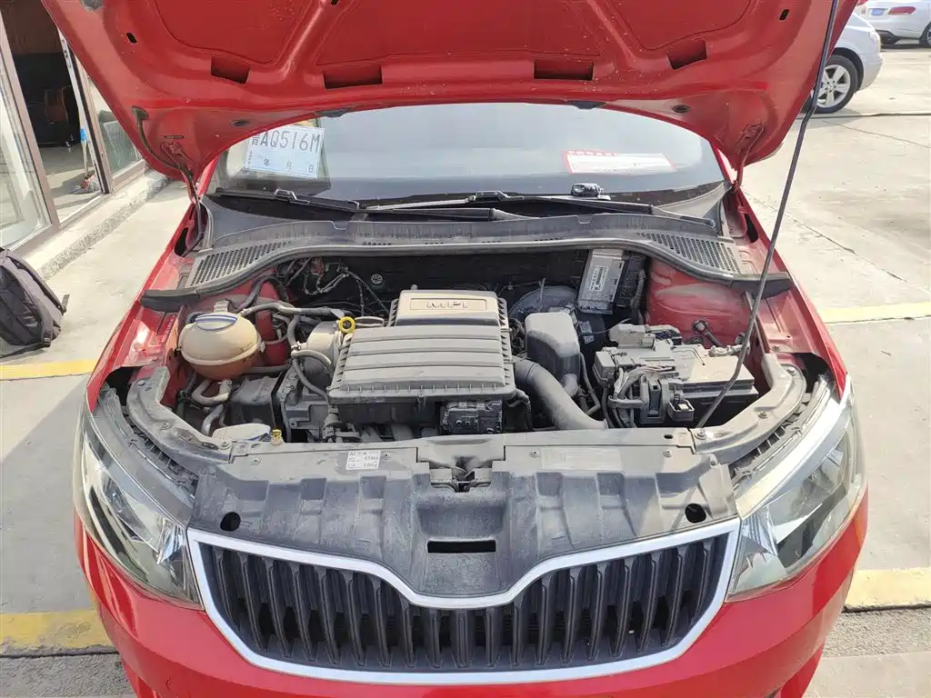 Škoda Fabia 2017 1.4L Auto Car Enjoy Edition фото 23