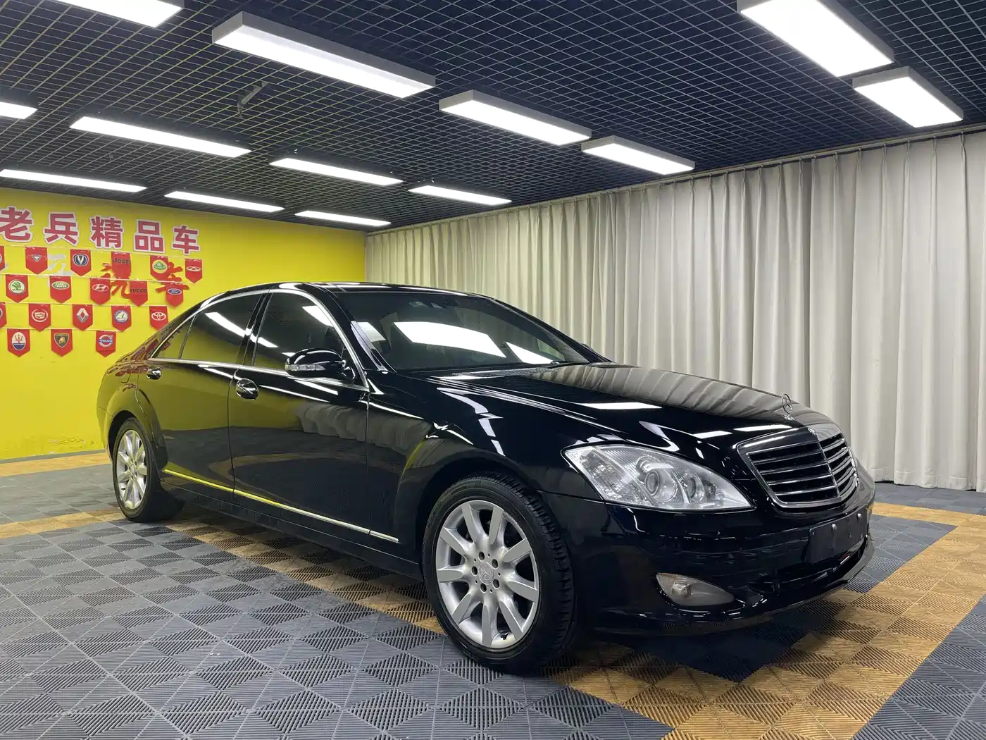 Mercedes-Benz S-Class 2008 Model S 500 L 4MATIC фото 3