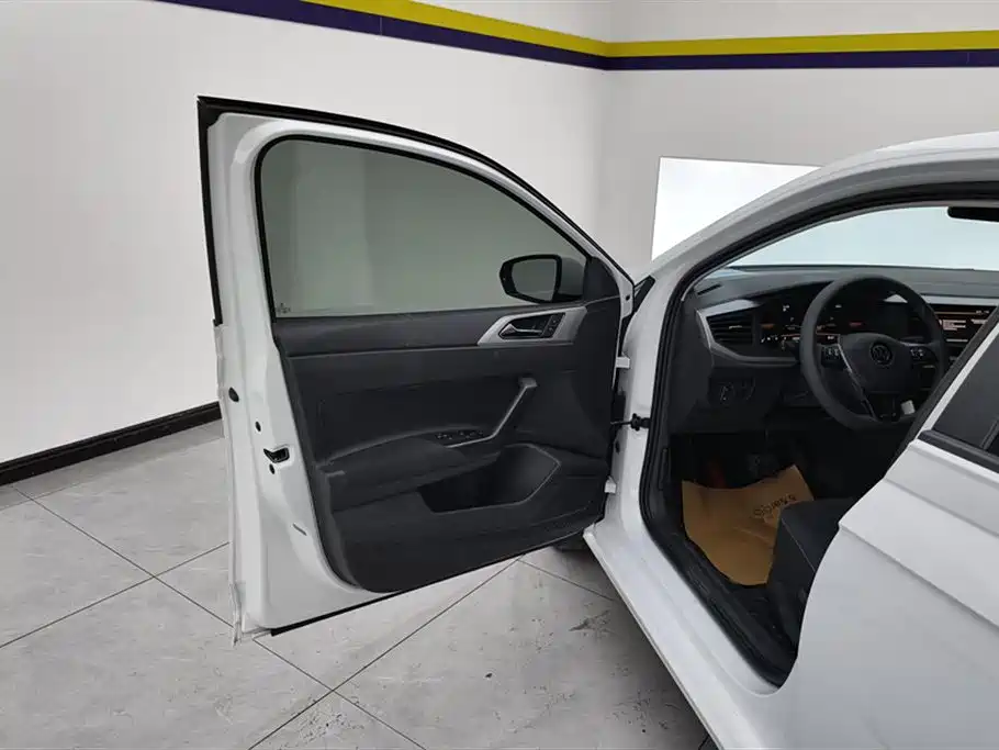 Volkswagen Polo 2023 2023 Facelift Plus 1.5L Auto Joyful Living Edition