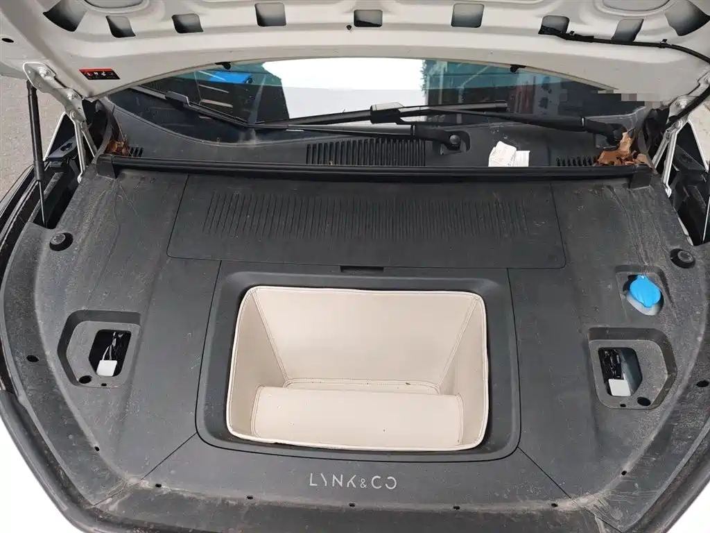 Lynk & Co Z20 2025 530km RWD Pro фото 11