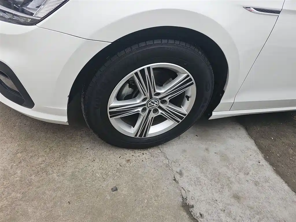 Volkswagen Lamando 2019 230TSI DSG Fashion Edition China VI фото 23