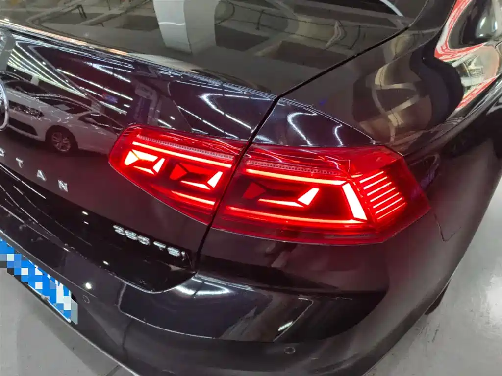 Volkswagen Magotan 2020 280TSI DSG Comfort фото 25