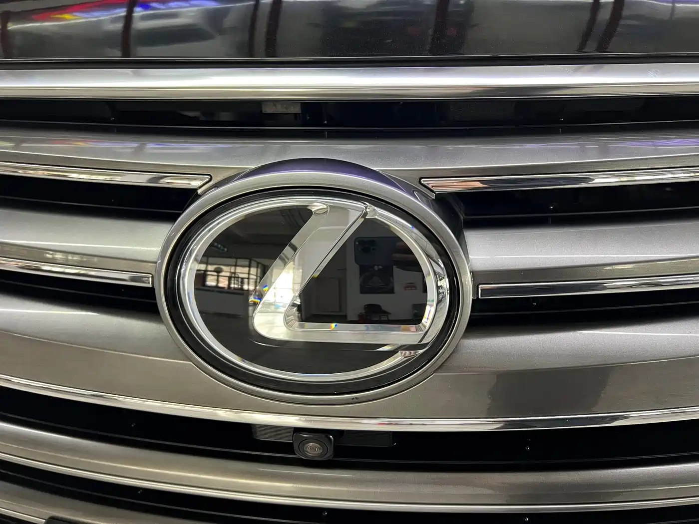 Фото 12 - Lexus LX