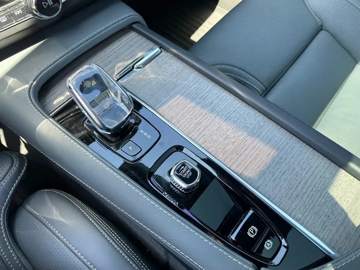 Volvo V90 2022 Cross Country B5 AWD Inscription фото 15