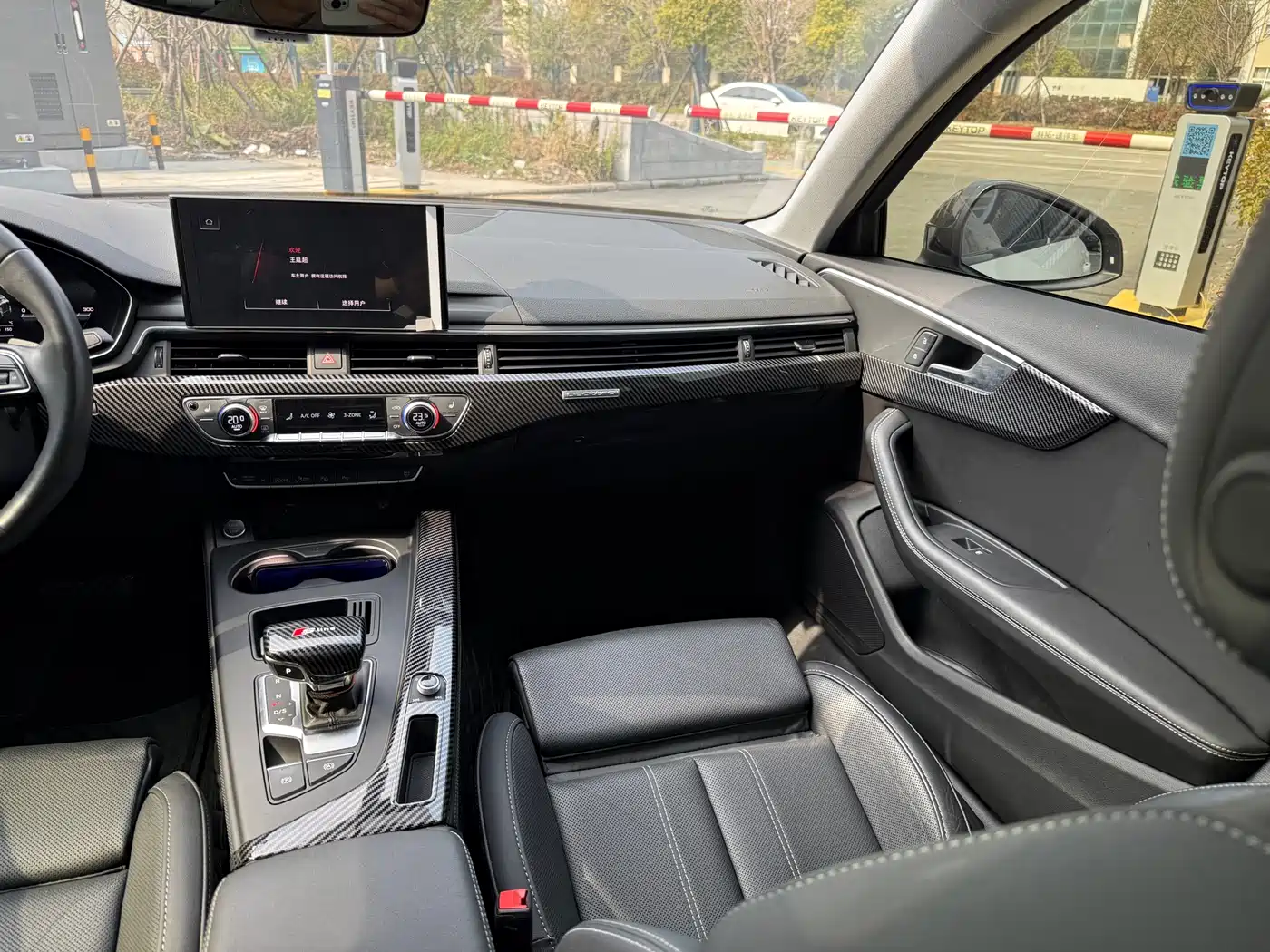 Audi A4L 2022 40 TFSI Luxury Dynamic фото 11