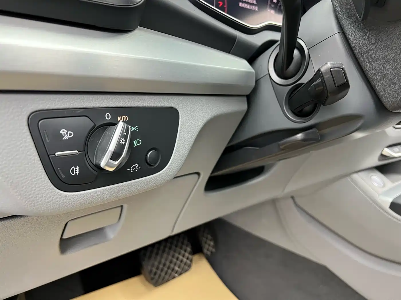 Audi Q5L 2018 40 TFSI Prestige Fashion (China V) фото 4