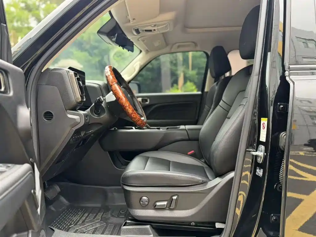 Haval Meng Long NEV 2023 Model Hi4 145 Explorer Edition фото 8