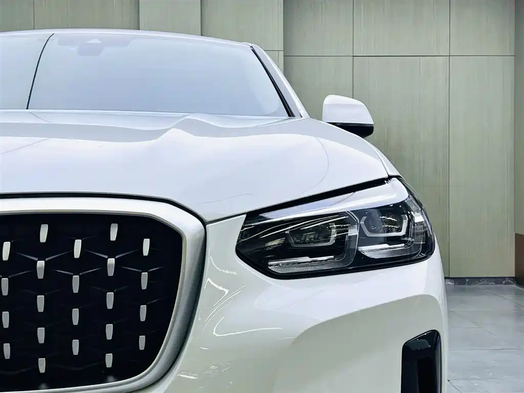 BMW X4 2022 xDrive 25i M Sport Package фото 7