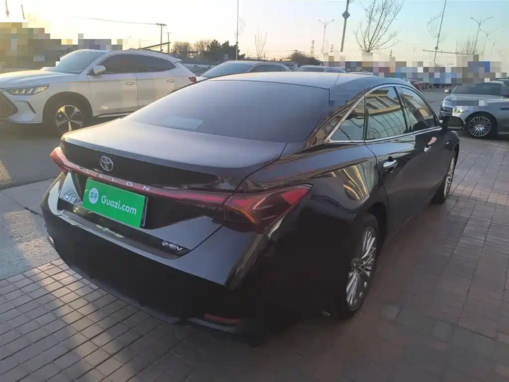 Toyota Avalon 2024 Hybrid 2.0L Luxury Edition фото 7