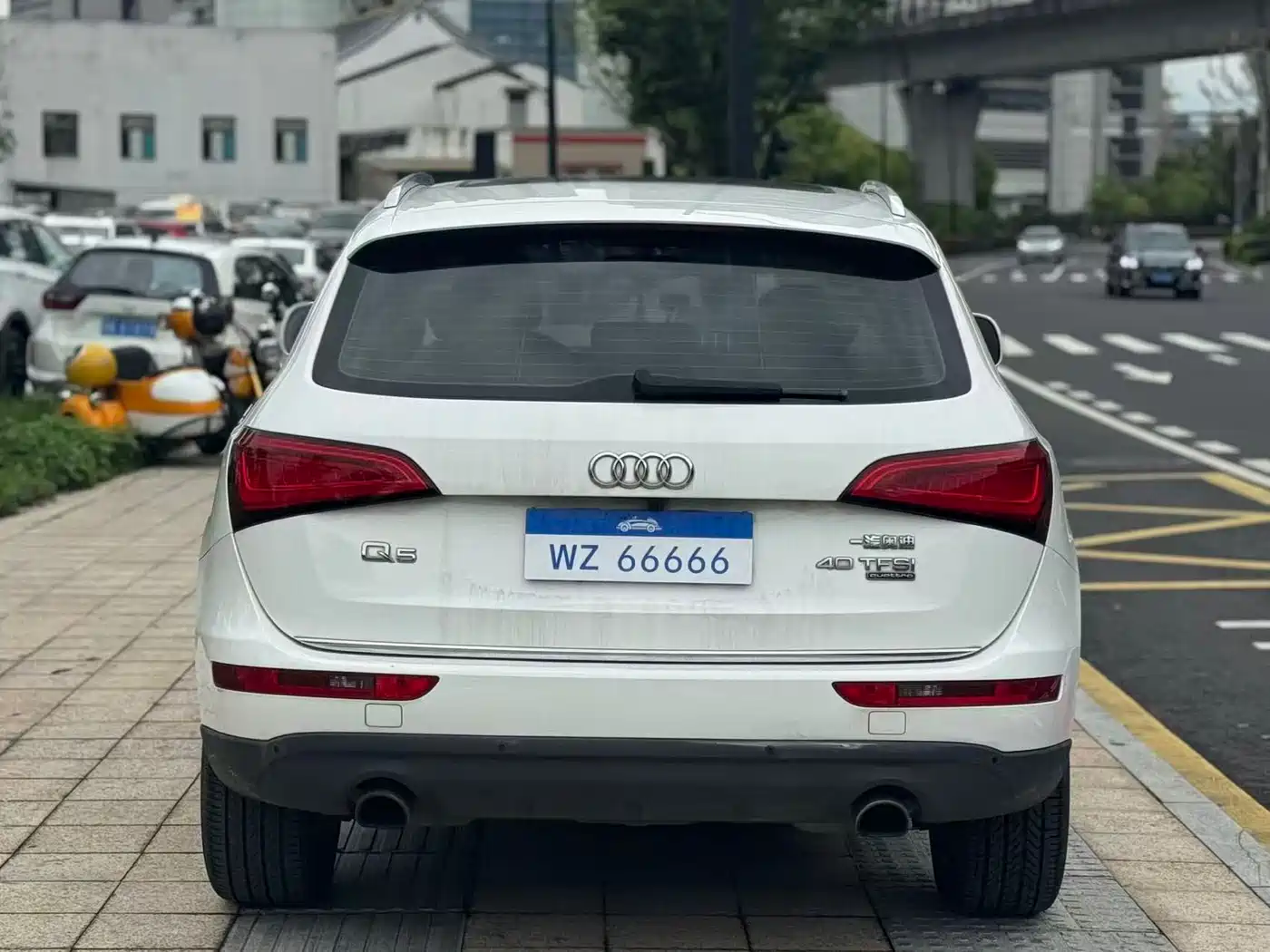 Audi Q5 2017 40 TFSI Technology фото 14