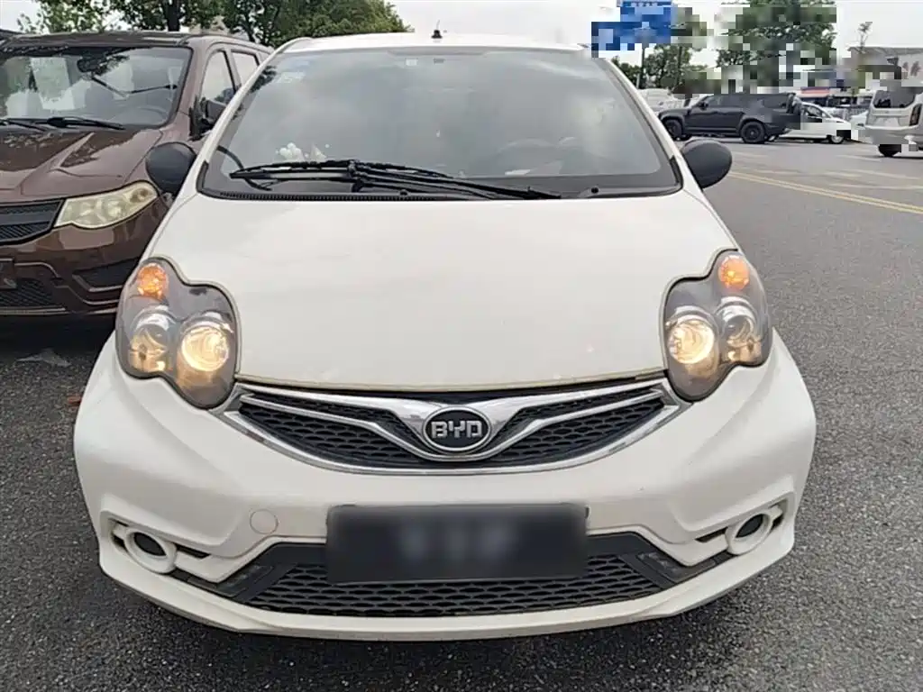 BYD F0 2015 1.0L AMT Xuan Cool Edition фото 3