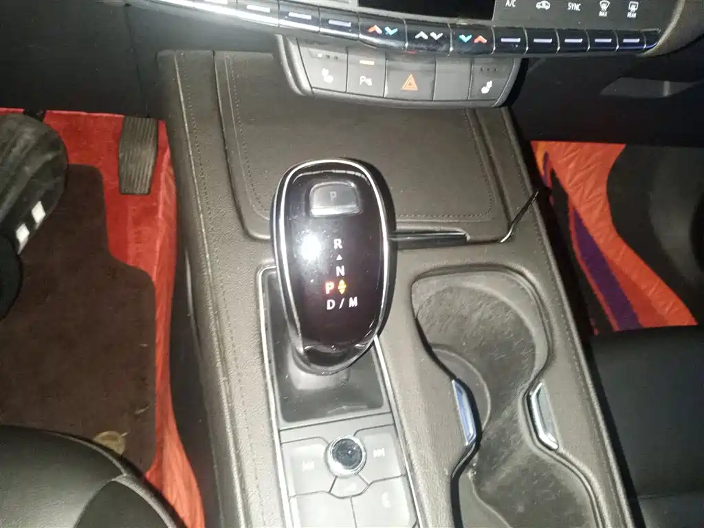 Cadillac XT4 2021 28T FWD Luxury Edition фото 14