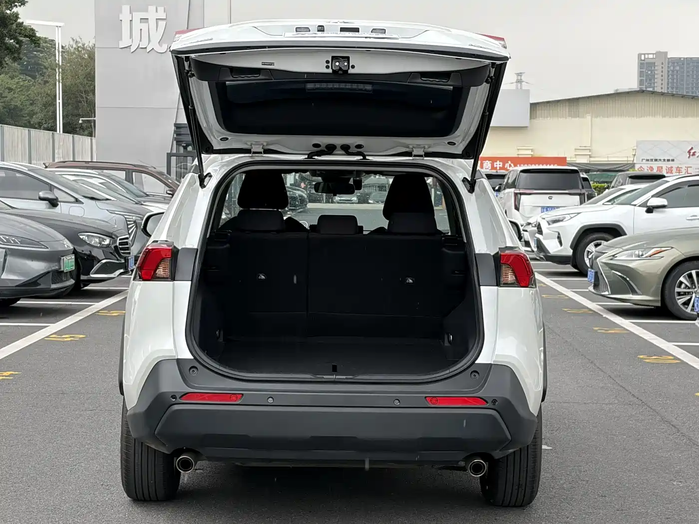 Toyota RAV4 Rongfang 2024 2.0L CVT FWD Urban Edition фото 7