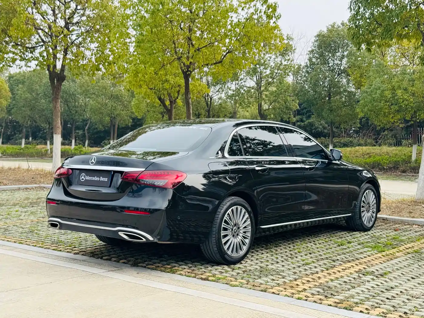  E CLASS